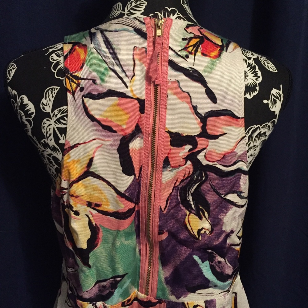 👚 Lucille HD in Paris floral peplum top - Picture 7 of 8
